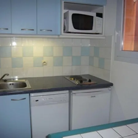 Vakantiehuis Maison Avec Piscine Privee, 6 Couchages, Proche Et Commerces Au Grau-du-roi - Fr-1-731-39 Le Grau-du-Roi